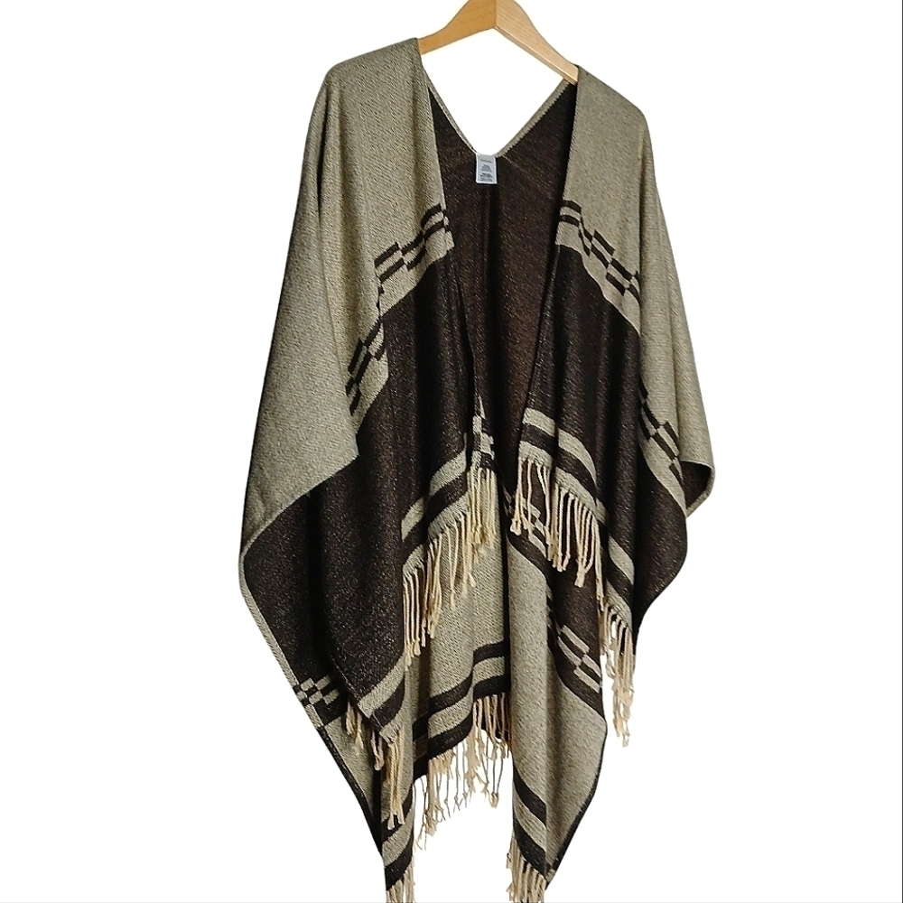Vintage Boho Poncho Shawl Tassel Fringe Light Weight Color Block Stripes